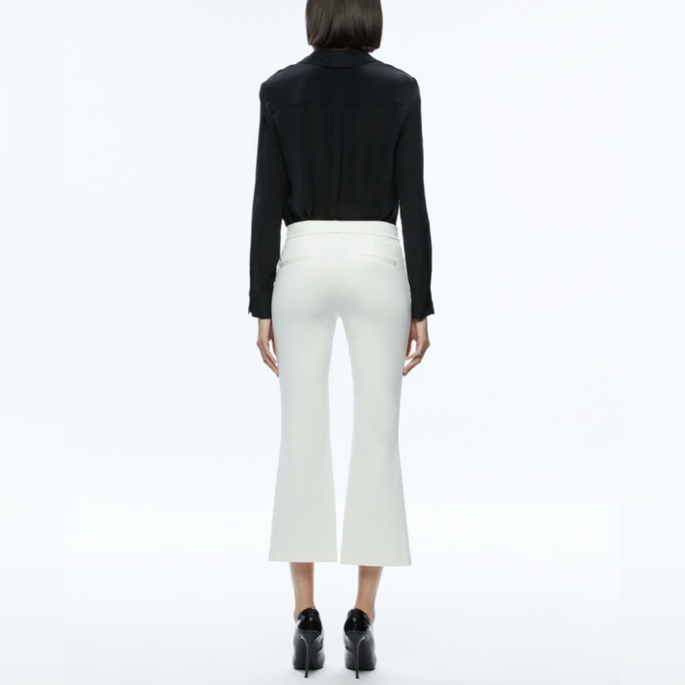 Alice + Olivia Walker Cropped Pants Off‑White/Cream with Front Slit Size 2 NWT - Picture 2 of 7